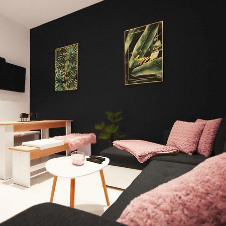 Casa Glitter Hotell Ljubljana Exteriör bild