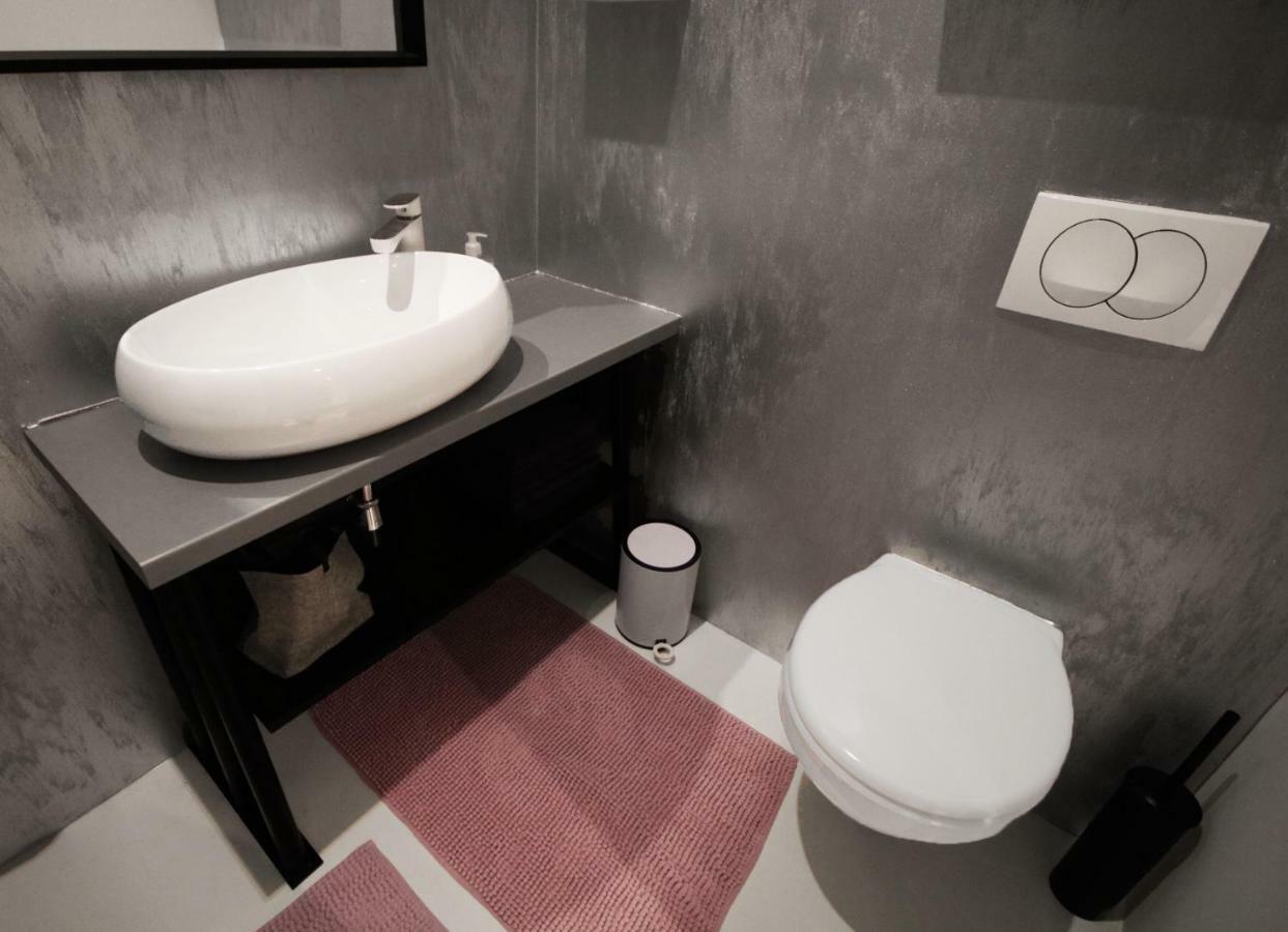 Casa Glitter Hotell Ljubljana Exteriör bild